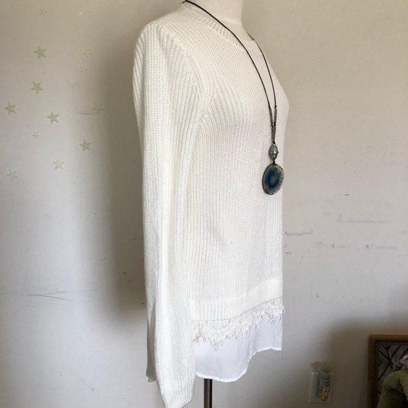Chelsea & Theodore Cream Sweater - Picture 5 of 7